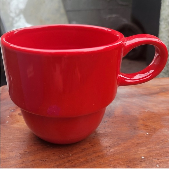 Retired Linden Street Stack it 4 piece set of red stoneware dishes - Picture 3 of 7